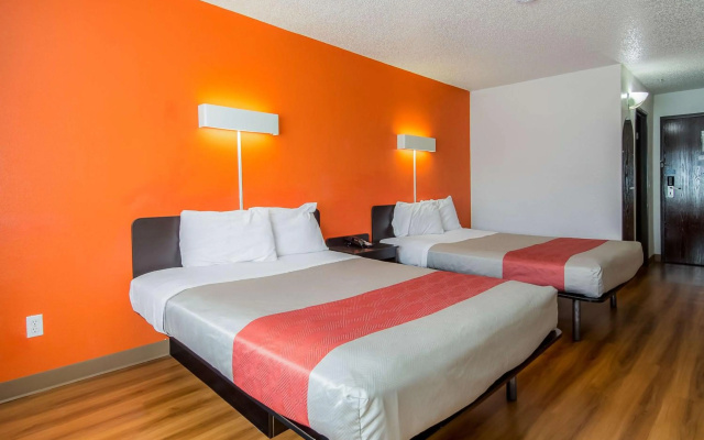 photo 5 of Motel 6 Dallas, TX - North - Richardson