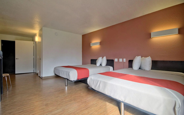 photo 4 of Signature Inn Miami
