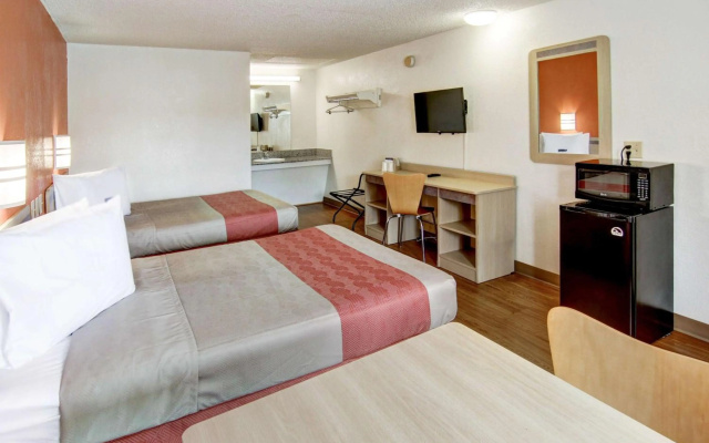 photo 5 of Motel 6 Union City, GA - Atlanta Airport