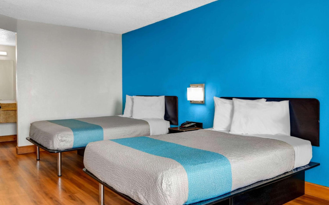 photo 4 of Motel 6 Atlanta, Ga