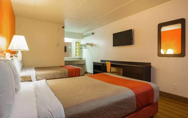 photo 5 of Motel 6 Tucker, GA - Atlanta Northeast