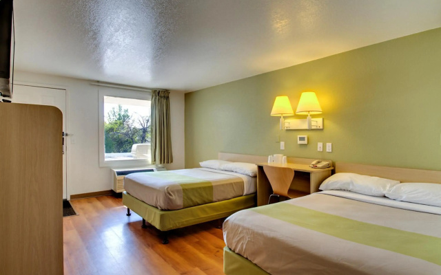 photo 4 of Rodeway Inn