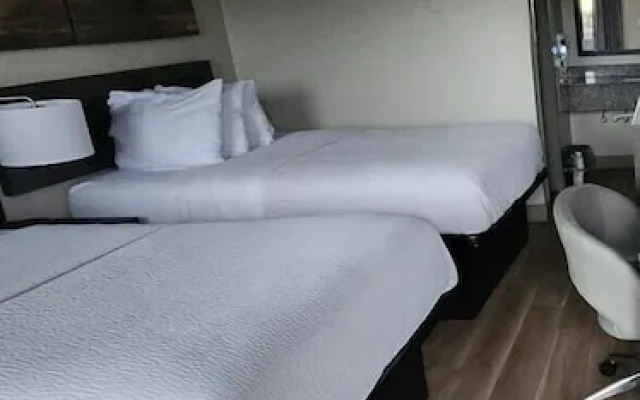 photo 2 of Motel 6 Charleston East Wv