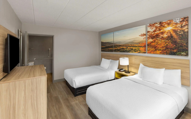 photo 2 of Days Inn by Wyndham Charleston WV