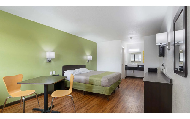 photo 4 of Motel 6 Chattanooga, TN