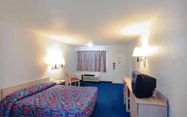 photo 5 of Motel 6 Chattanooga, TN