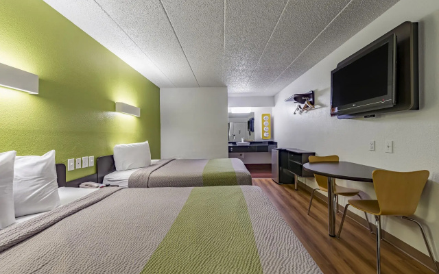 photo 5 of Days Inn by Wyndham Cincinnati I-71