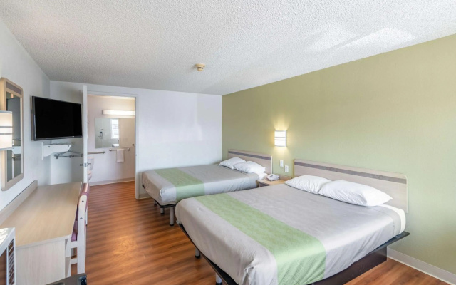photo 2 of Motel 6 Clarkston, WA