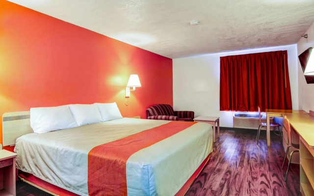 photo 4 of Motel 6 Columbia - East