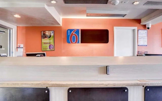 photo 2 of Motel 6 Greenwood Village, CO - Denver - South Tech Center