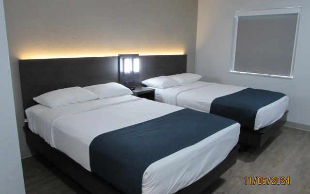photo 3 of Motel 6 West Des Moines, IA