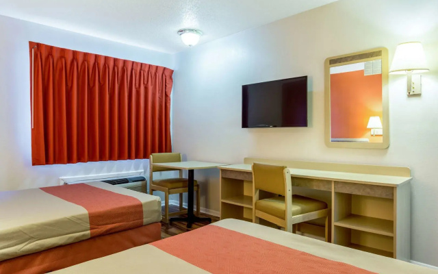 photo 4 of Motel 6 East Ridge 4423