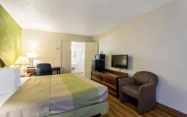 photo 5 of Americas Best Value Inn Edgewood