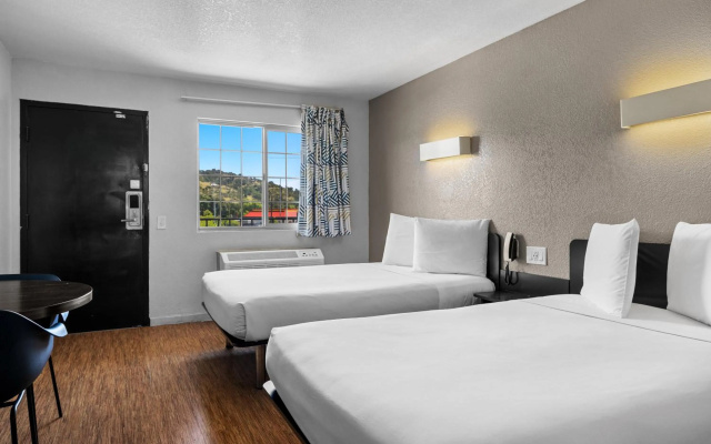 photo 5 of Motel 6 Fairfield, CA - Napa Valley