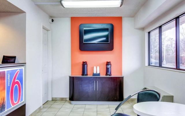 photo 5 of Red Roof Inn St Louis - Florissant