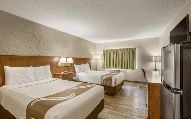 photo 3 of Rodeway Inn & Suites Grand Rapids Southeast