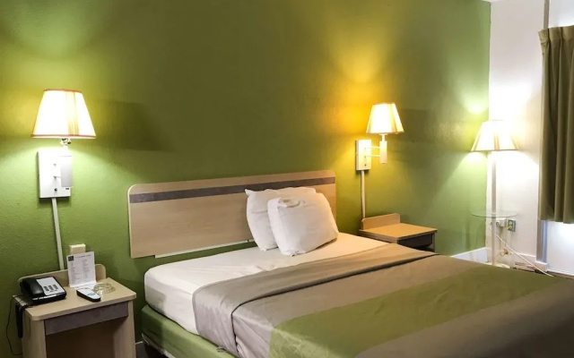 photo 5 of Days Inn By Wyndham Hardeeville Near Hilton Head