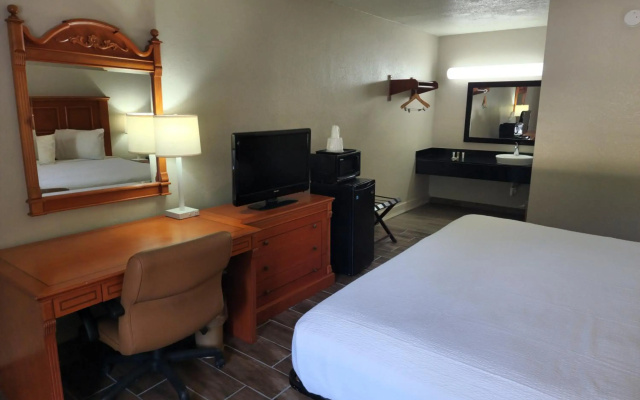 photo 5 of Days Inn by Wyndham Hardeeville Near Hilton Head