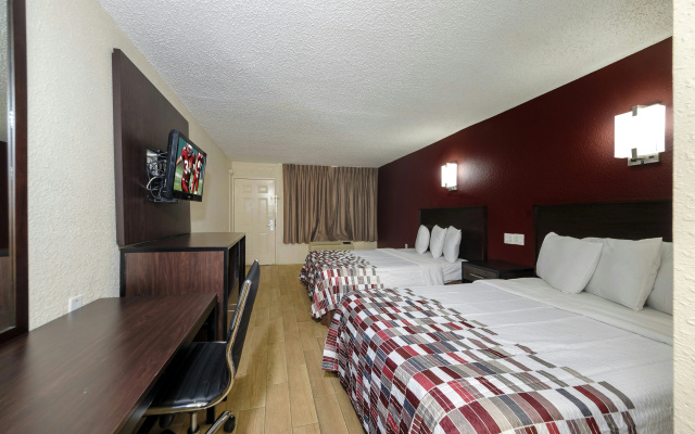 photo 2 of Red Roof Inn New Orleans - Westbank