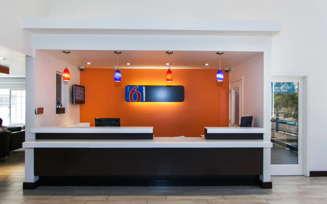 photo 2 of Motel 6 Hollywood