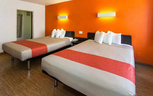 photo 3 of Motel 6 Hollywood