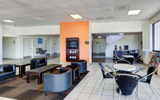 photo 5 of Executive Inn & Suites