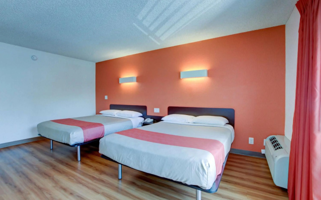 photo 5 of Motel 6 Irvine - Orange County Airport