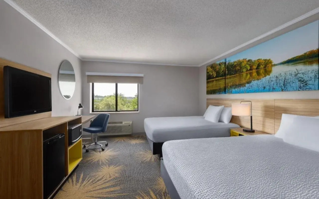photo 4 of Days Inn by Wyndham Kansas City Northeast