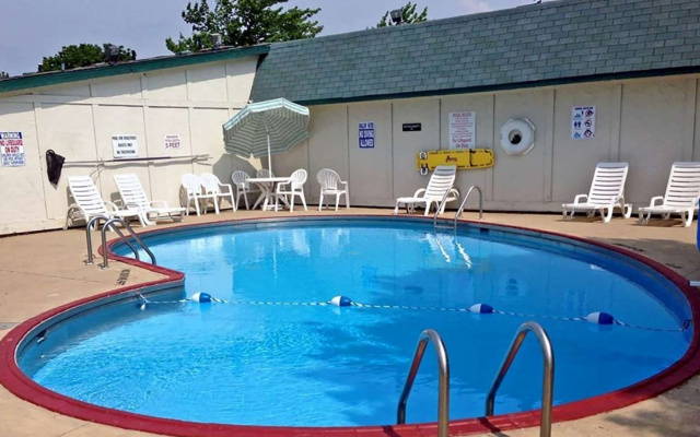 photo 4 of Travelodge by Wyndham Lansing