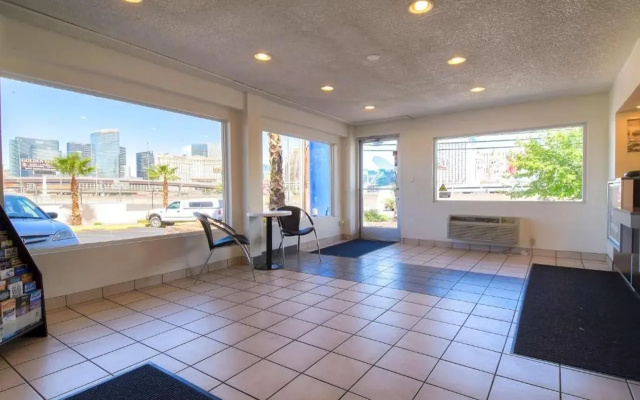 photo 2 of Motel 6 Las Vegas, NV – I-15 Stadium