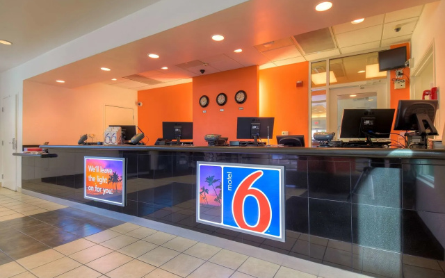 photo 2 of Studio 6 Suites Las Vegas, NV – Tropicana