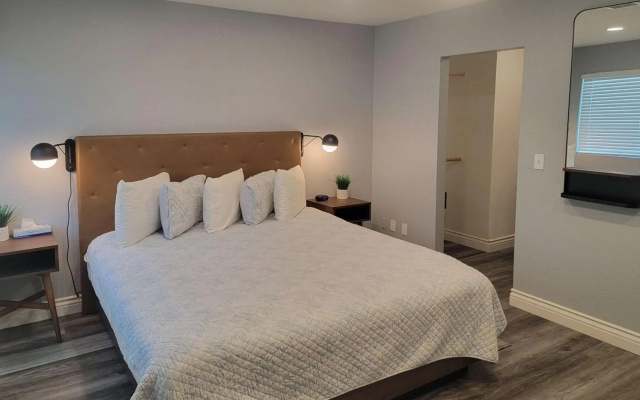 photo 3 of Studio 6 Suites Las Vegas, NV – Tropicana