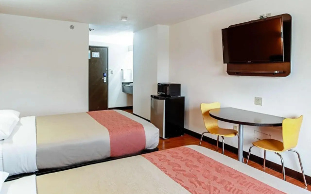 photo 4 of Motel 6 Lebanon In