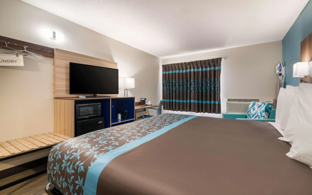 photo 4 of SureStay by Best Western Lewiston Auburn Area