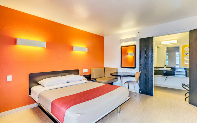 photo 5 of Motel 6 Linthicum Heights, MD - BWI Airport