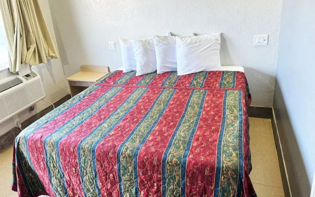 photo 4 of Xpress Inn & Extended Stays