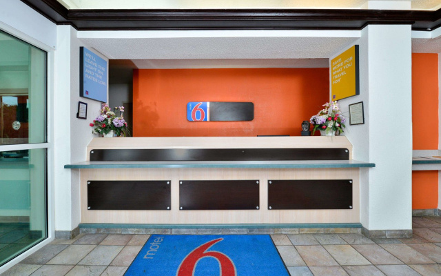 photo 2 of Motel 6 McKinney, TX - North