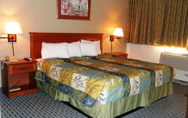 photo 4 of Motel 6 Melrose Park