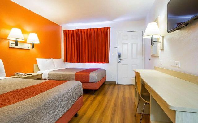 photo 3 of Motel 6 Mesa North
