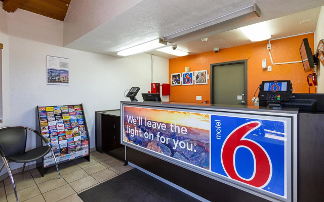 photo 2 of Motel 6 Mesa, AZ - South