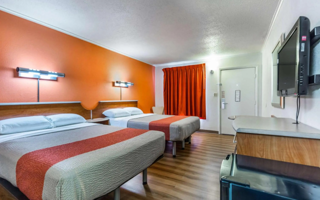 photo 5 of Motel 6 Mount Vernon, IL