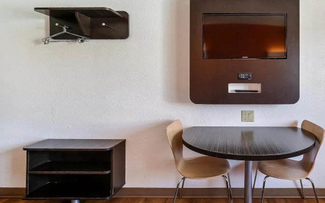 photo 5 of Motel 6-Napa, CA