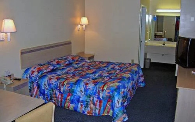 photo 4 of Motel 6 - Newark
