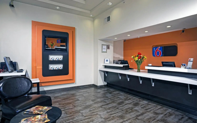 photo 4 of Motel 6 Newport Beach
