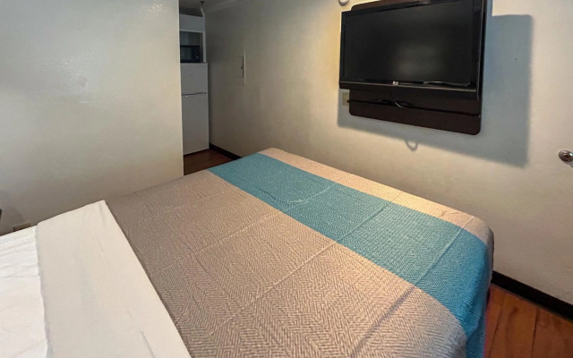 photo 4 of Motel 6 Ontario, CA - Convention Center - Airport