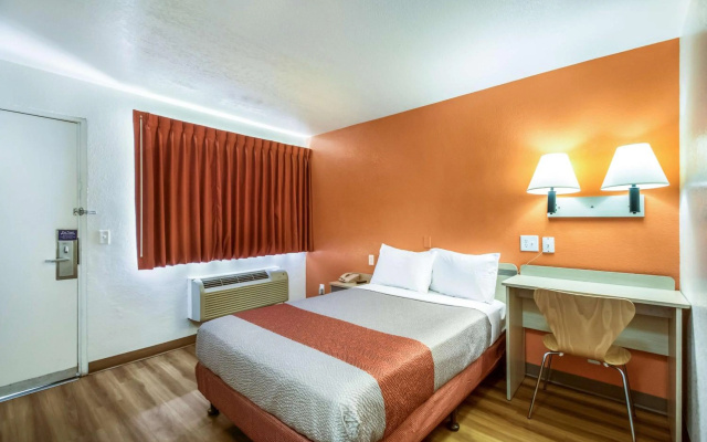 photo 5 of Motel 6 Youngtown, AZ - Phoenix - Sun City