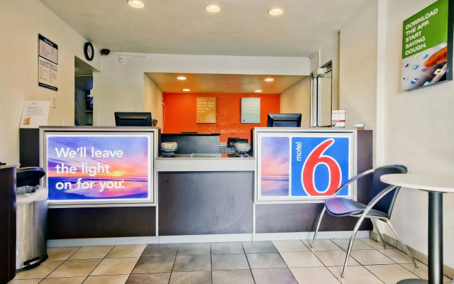 photo 2 of Travelodge by Wyndham Pompano Beach
