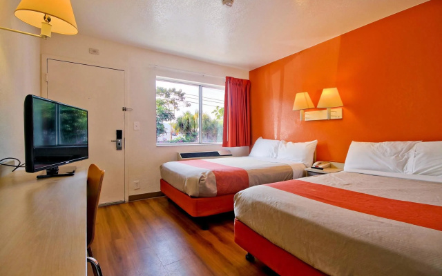 photo 5 of Travelodge by Wyndham Pompano Beach