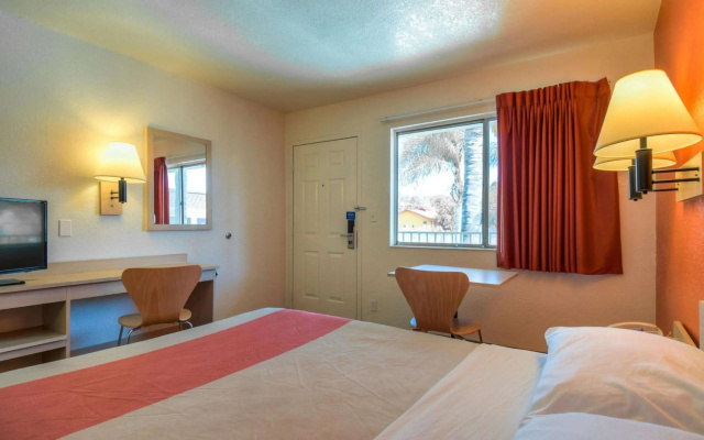 photo 4 of Motel 6 Riverside West - Jurupa Valley