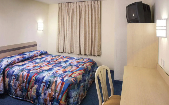 photo 5 of Motel 6 Rolla, MO